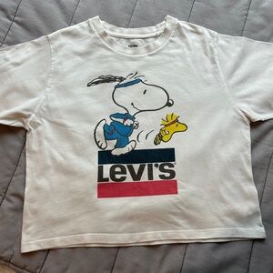 Snoopy Levi’s t shirt size S